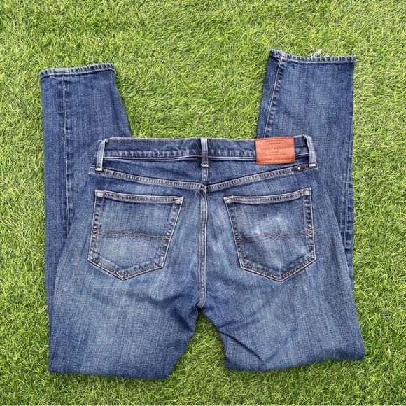 Lucky Brand Men’s 121 Slim distressed Denim Jeans 31/32 casual on trend Preowned - Picture 8 of 8